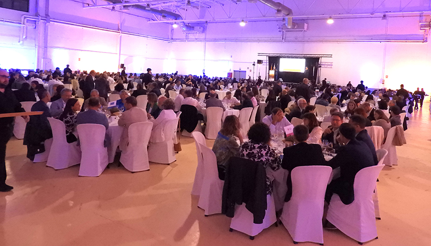 El sopar solidari del Rotary Club Vic-Osona reuneix 700 persones al Sucre de Vic