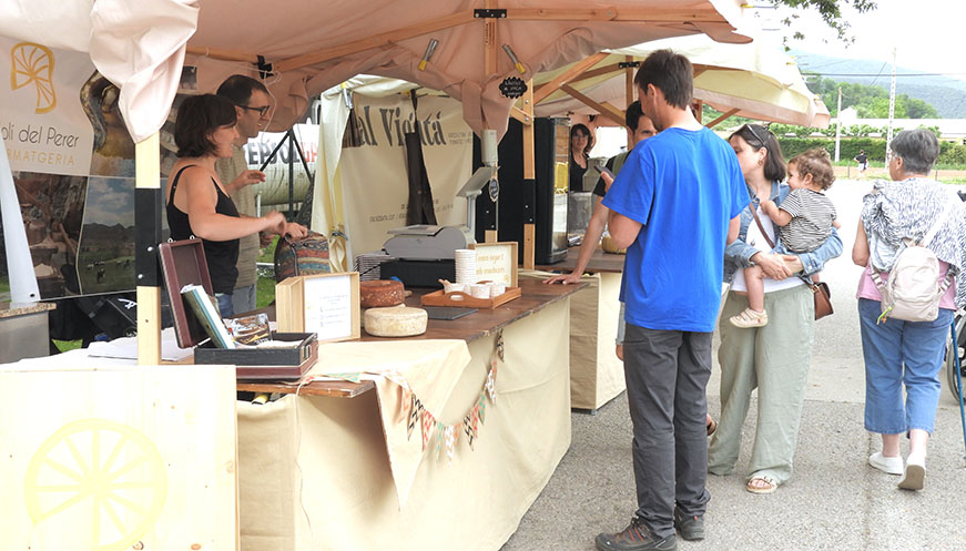 Més de 2000 persones visiten l’Agrofest, el festival de la pagesia de la Vall d’en Bas 4