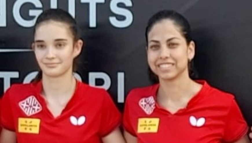 Camila Moscoso i Irina Gimeno, del Girbau Vic TT, bronze a l'Europeu U19