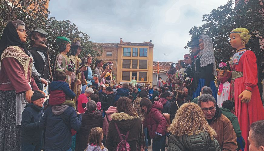 Tona acull la gran trobada comarcal de gegants d’Osona després de tres anys