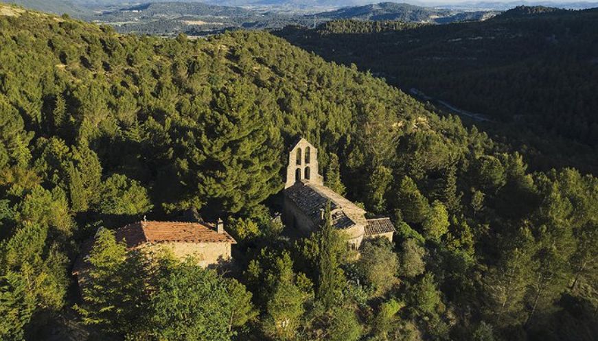 L'Ajuntament de Sant Vicenç de Castellet signa amb el Bisbat de Vic la cessió de l'ermita de Vallhonesta