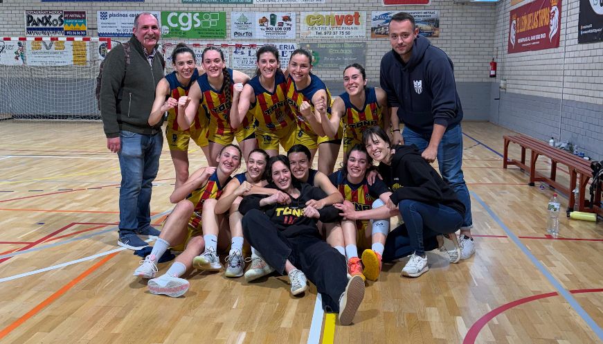 El CB Tona s’imposa a Lloret en un duel vibrant que es decideix a la pròrroga