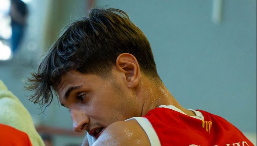 El Club Bàsquet Vic-Universitat de Vic guanya al Cornellà i manté la segona posició de grup