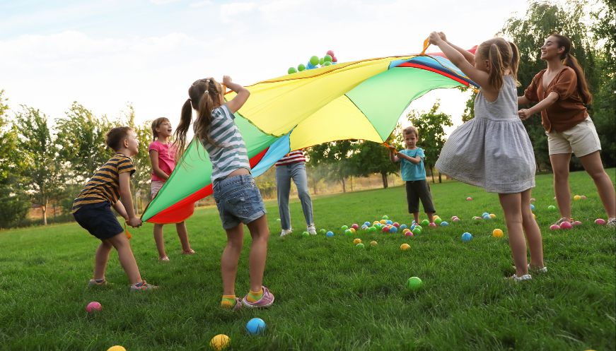 Guia d’estiu 2026 a Torelló amb una vintena d’activitats per a infants i joves