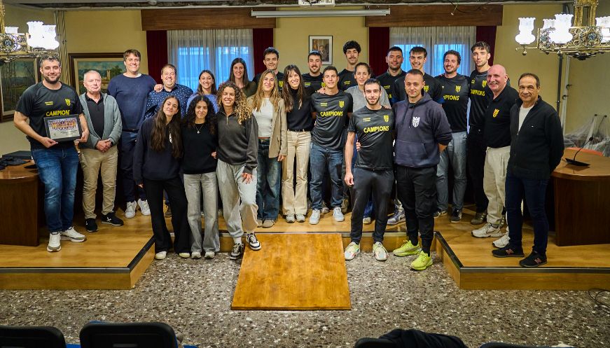 Recepció a l'Ajuntament de Tona per celebrar els èxits del CB Tona