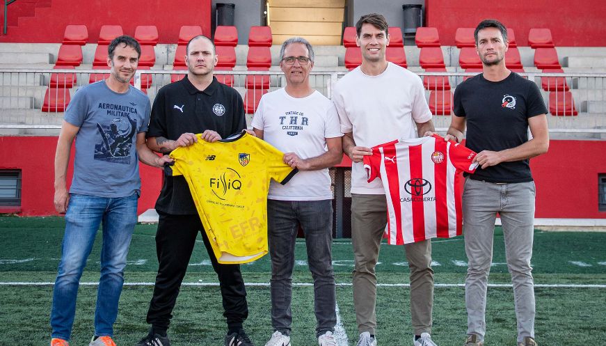 L’EF Ripollès i la Fundació UE Vic signen un acord per reforçar el futbol formatiu