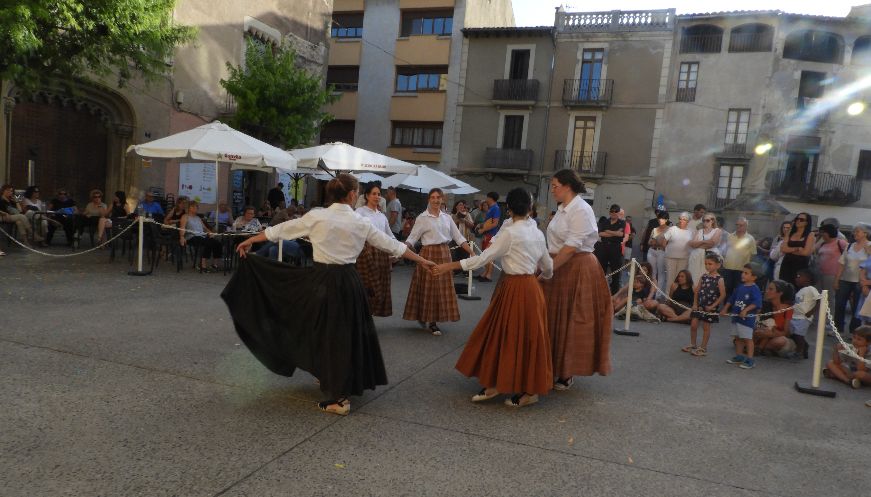 L'ABS de Centelles celebra 25 anys al servei de la salut amb una festa popular a la plaça Major