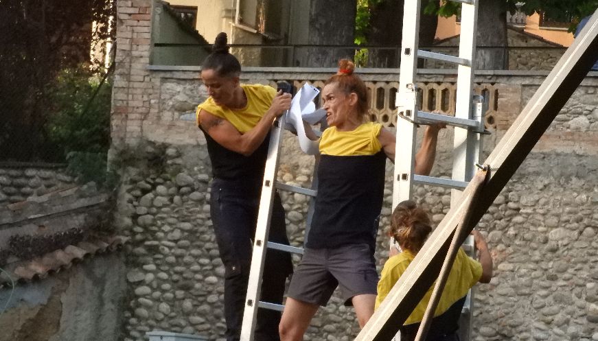 Les Fresques de Torelló es tanquen amb el circ caòtic i acrobàtic dels Flying Pikmis