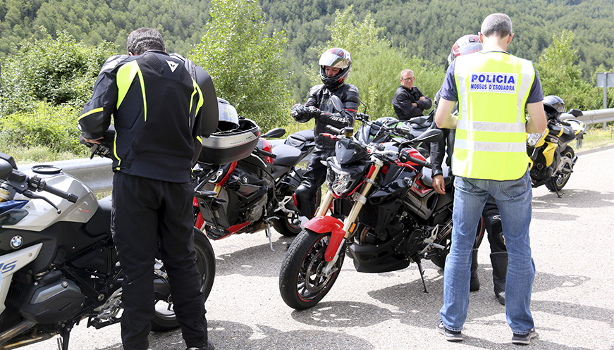 Els Mossos intensifiquen els controls a la Catalunya Central per reduir la sinistralitat dels motoristes