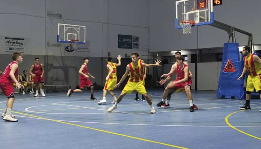Victòria del CB Tona  contra un rival directe,  el Sant Celoni (87-68)
