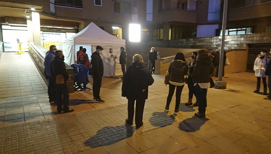 509 testos ràpids  i 4 positius en l’últim  cribratge intensiu a Vic