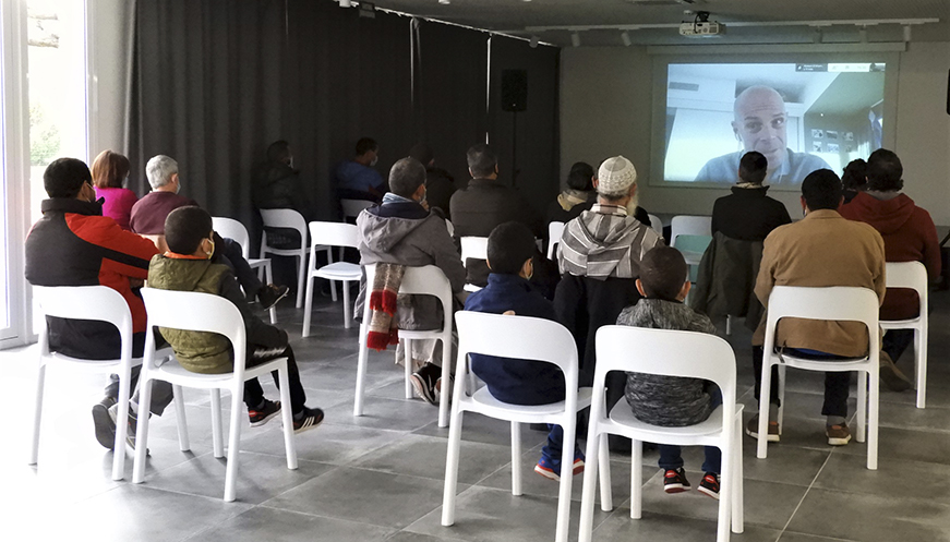 Xerrada de l’advocat Aybar sobre dones musulmanes, a Tona