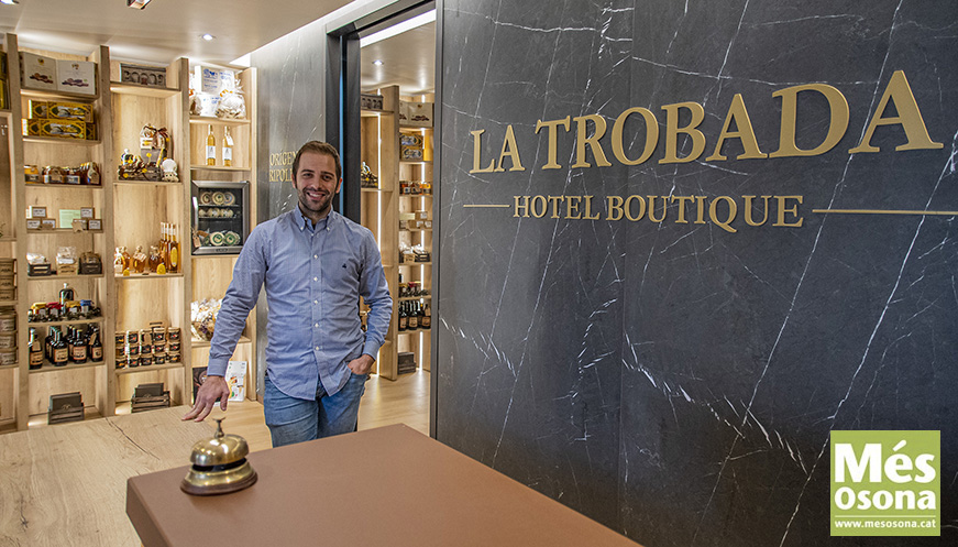 ‘A La Trobada Hotel treballem amb l’objectiu d’oferir un servei impecable i  donar llibertat i confidencialitat als usuaris’