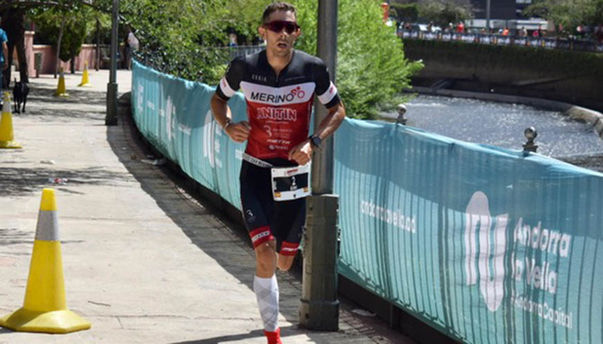 Erik Merino, a 3 segons del podi de l’Ironman 70.3 Andorra