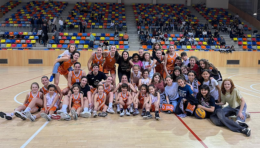 Victòria del Femení Osona davant CB Grup Barna (52-42)