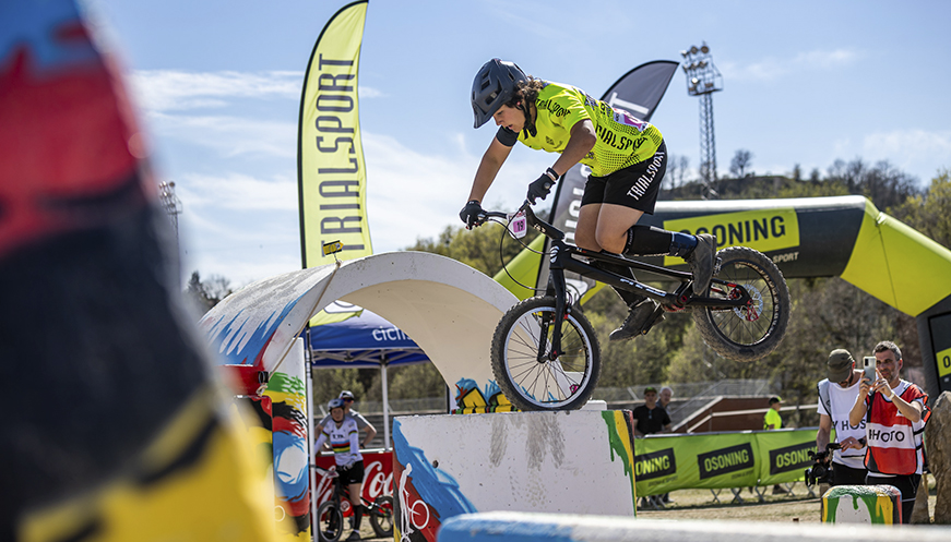 Alba Riera, Alejandro Montalvo i Jack Carthy s'imposen en la Copa del Món de Trial UCI a Vic