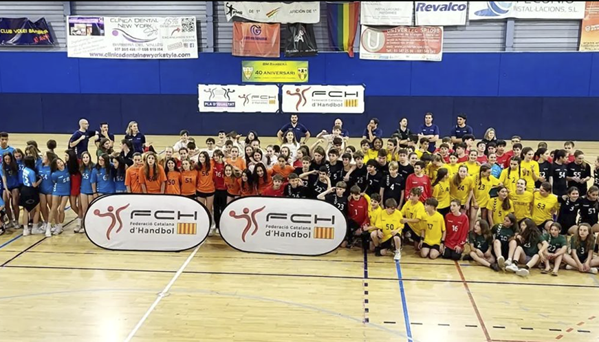 Sis esportistes del Club Handbol Vic, a la Trobada Final de Seleccions Territorials