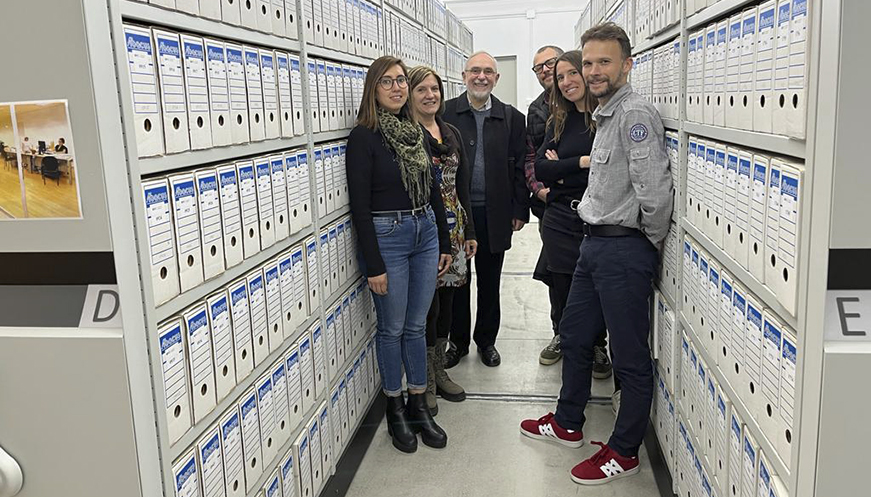 Els arxivers de Vic inicien una col·laboració per treballar en xarxa