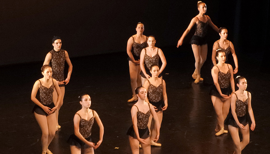 Quatre escoles de dansa mostren el seu treball amb la proposta Paraules